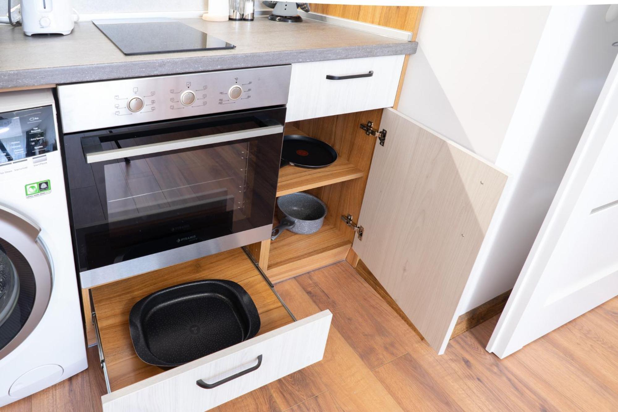 New Modern & Cozy Apartment With Free Private Parking And Ev Charging Station Varna Exteriér fotografie