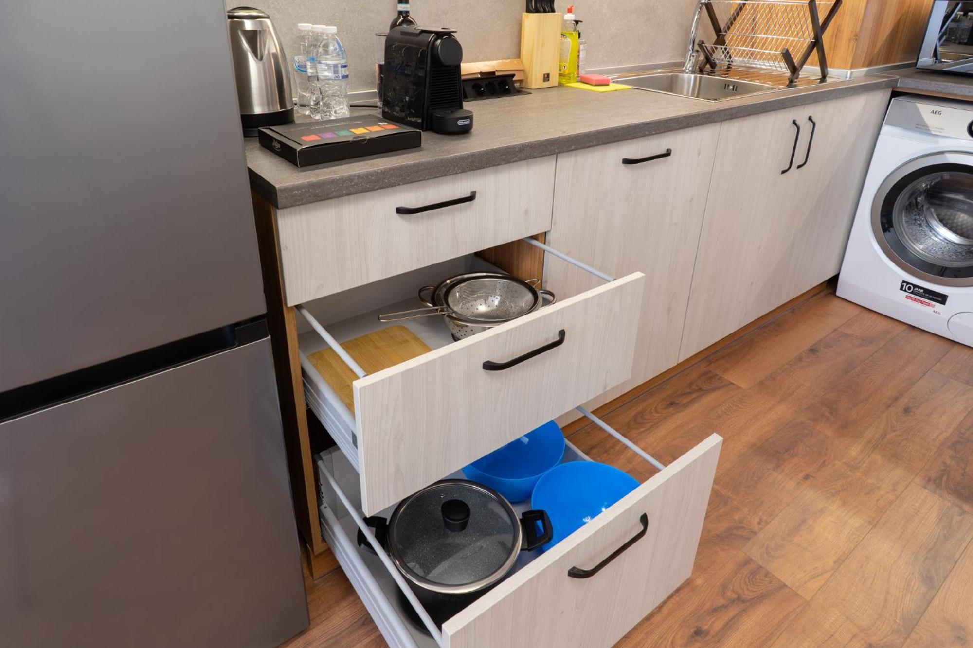 New Modern & Cozy Apartment With Free Private Parking And Ev Charging Station Varna Exteriér fotografie